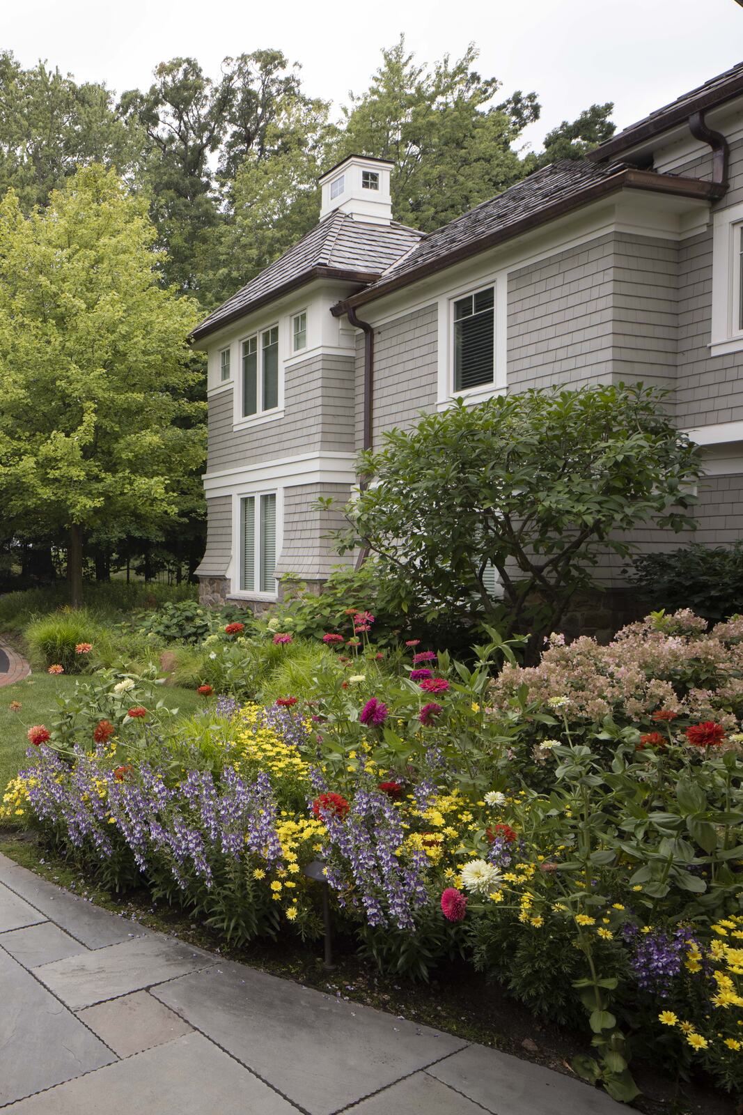 Mosquito control treatment — Green Grass Landscape, Chicago's western suburbs
