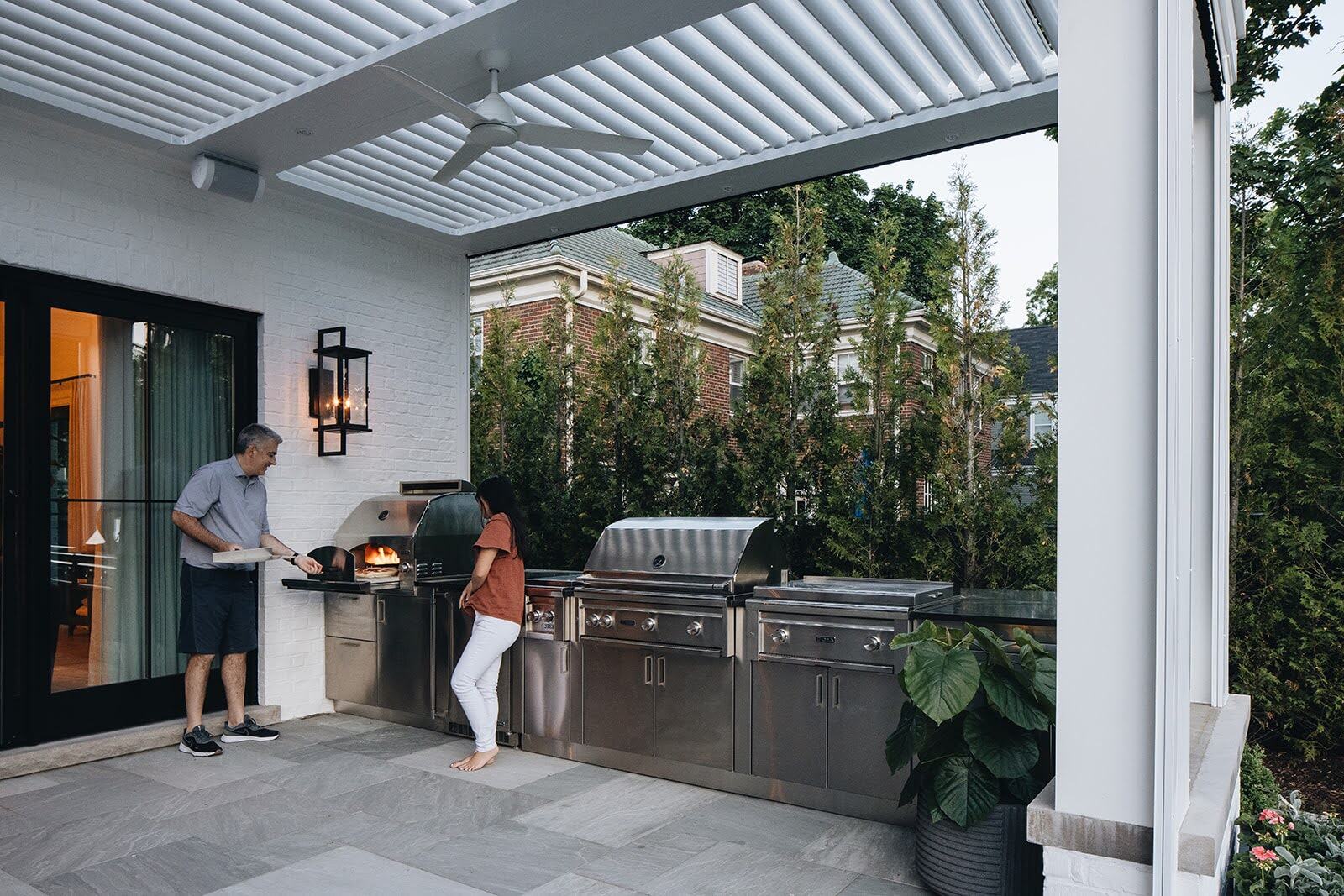 Pergola and pavilion installation — Green Grass Landscape, Chicago's western suburbs