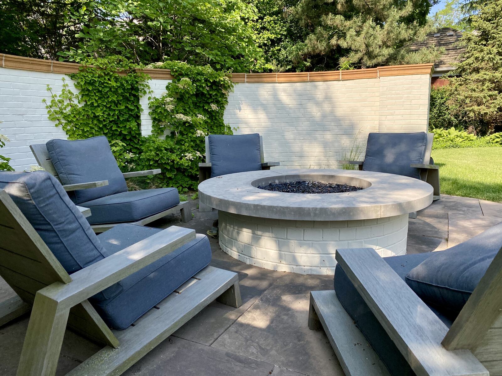 Design Build 2 services in La Grange, IL