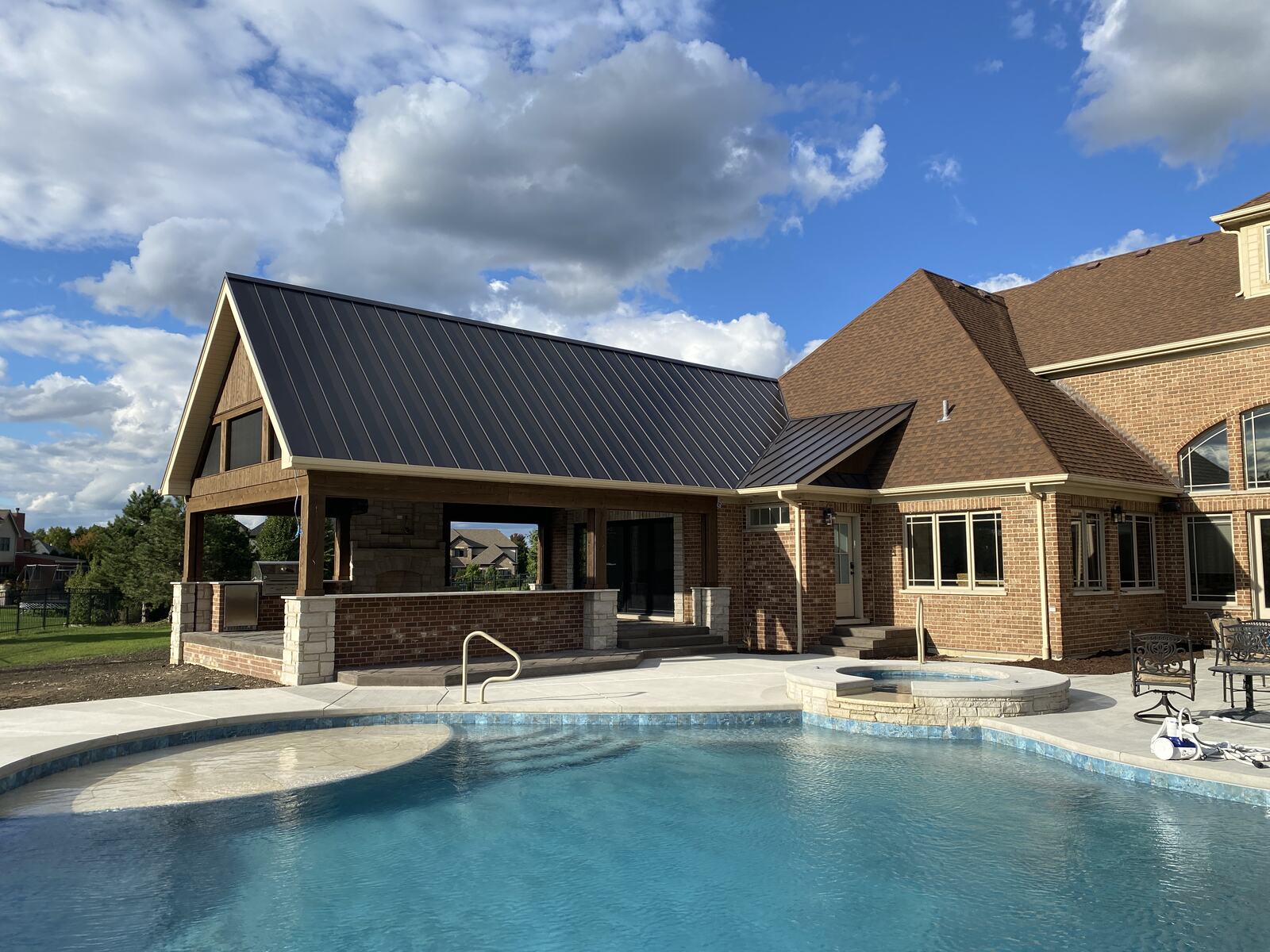 Careers — Green Grass Landscape, Chicago's western suburbs